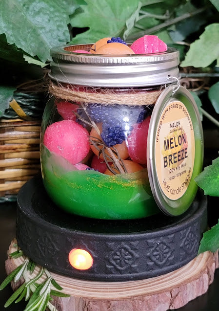 Melon Breeze Wickless Kandle-Mason Jar

6.6oz-187grams Glass Mason Jar

Remember watermelon fruit bowls?? 😉

A jar full of fun and good energy!

This wickless kandle is packed with full of cantaloupe and watermelon balls mixed with a few raspberries. Infused with Sprigs of Rosemary. This kandle is scented with an amazing fragrance oil of Melon Breeze. It just takes you right into a beautiful Spring or Summer Day! The combination of the colors, melon fragrance and rosemary all work together to assist bringi