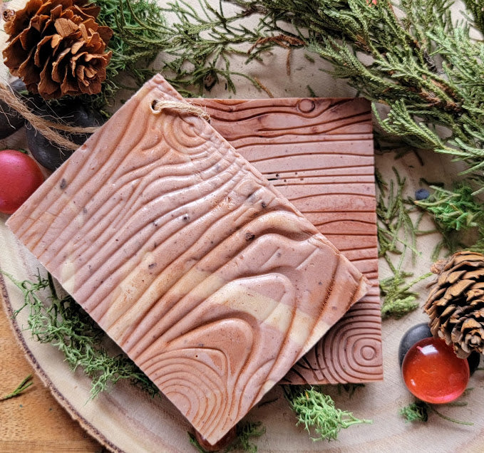 Spiritual Bar Soap- "Timber" Woodgrain Soap!


4oz-113.39grams&nbsp;


Two wood pieces hanging from twine. This soap beautifully represents the woodgrain.&nbsp;
Goat Milk Melt &amp; Pour Soap Base

This outdoor fragrance is infused with fresh air, mountain top fig, moss covered bark, fresh pine needles, hints of violet &amp; smokey pine. Woodgrain assists with grounding with the earth. This fragrance is loved by both feminine and Masculine's.


*For the purpose of a natural colorant- cocoa was used for the 