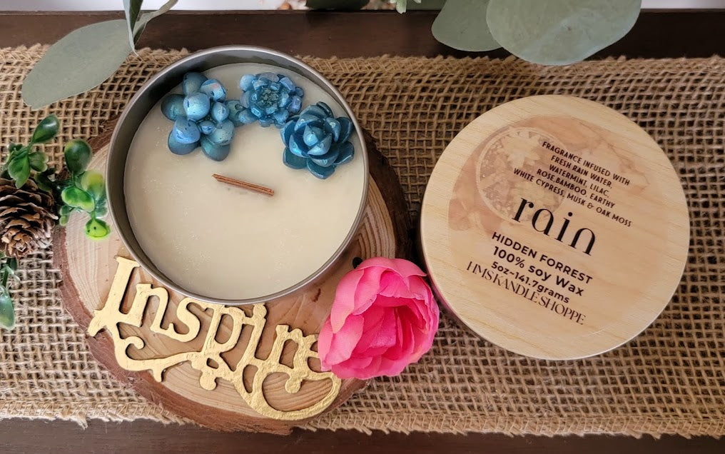 rain- Spiritual Kandle

5oz Metal Tin - 100% Soy Wax

This beautiful kandle is a classic white kandle with shimmering blue succulents.&nbsp;

This fragrance is infused with fresh rain water, watermint, lilac, rose bamboo, earthy white cypress musk and oak moss. An outdoor scent reminiscent of the hidden forrest.

Succulents represent enduring, timeless love, and adaptability, reminding us to overcome adversity, maintain inner balance, and find growth even in challenging environments.




*WARNING*&nbsp;Trim