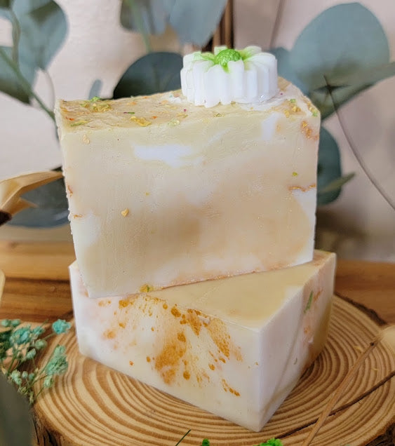 Spiritual Bar Soap-Wildflowers
5oz-141.7grams


Goat Milk M&amp;P Soap Base with rose petal &amp; mica for color. Dried rose and flower pieces added on top. Daisy Soap embed on top. Gold shimmer.


These bars are absolutely beautiful! This chunky size bar is full of self love. Beauty and resilience. Reminding us to see our own goodness in our everyday!


A refreshing fragrance of Wildflowers and champagne! Celebrate you!&nbsp;
A whimsical fragrance with a fun design.





*Soap S