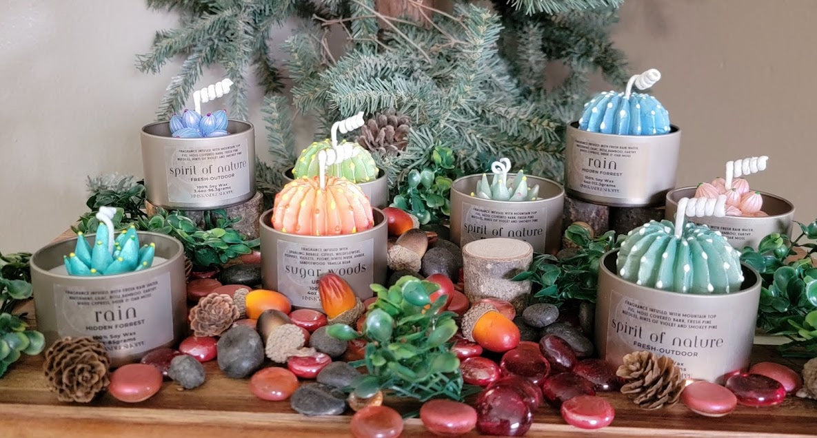 Succulent Kandles-Spiritual

Each Kandle-4oz-113.3grams- Champagne Gold Metal Tin- 100% Soy Wax.

Succulents represent enduring, timeless love, and adaptability, reminding us to overcome adversity, maintain inner balance, and find growth even in challenging environments. These kandle's have beautiful, bright, bold colors with a variety of fragrances.

rain- Hidden Forrest Spiritual Kandle.&nbsp;This beautiful kandle is a classic white kandle with shimmering blue succulents and a crackling wood wick.&nbsp;Th
