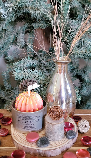 Succulent Kandles-Spiritual

Each Kandle-4oz-113.3grams- Champagne Gold Metal Tin- 100% Soy Wax.

Succulents represent enduring, timeless love, and adaptability, reminding us to overcome adversity, maintain inner balance, and find growth even in challenging environments. These kandle's have beautiful, bright, bold colors with a variety of fragrances.

rain- Hidden Forrest Spiritual Kandle.&nbsp;This beautiful kandle is a classic white kandle with shimmering blue succulents and a crackling wood wick.&nbsp;Th