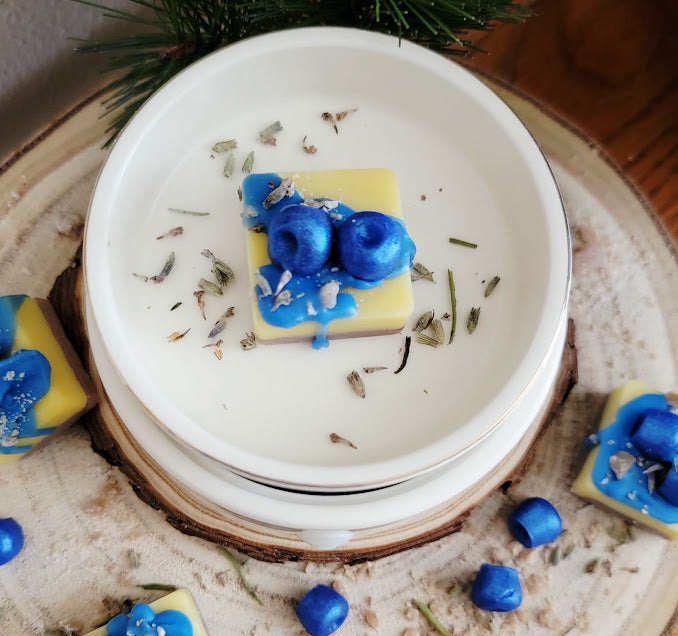 Blueberry Cheesecake Bites-Spiritual Wax Melts

4oz-113grams 100% Soy Wax

A variety of flavors to choose from! Even though they look delicious... please do not eat! 😉 &nbsp;Each wax melt is infused with a special blend of herbs paired with the fruit and fragrances.&nbsp;

Infused with Lavender Buds to assist with calming energy. Blueberries offer spiritual benefits focused on protection, renewal, and wisdom, often associated with moon energy and the calming essence of nature.

*WARNING&nbsp;*

Place melt 