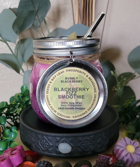 Blackberry Fizz Smoothie-Spiritual Wickless Kandle

9oz-255grams 100% Soy Wax&nbsp;

A variety of flavors to choose from! Even though they look delicious... please do not eat😉 Each Smoothie is infused with a special blend of herbs paired with the fruit and fragrances.&nbsp;

Infused with Blackberries, Bay leaves, and Poppy Seeds. The combination of blackberries, bay leaves and poppy seeds assist in clearing energy, protection, healing, abundance, money, grounding. Assists with removing unwanted energies.&n