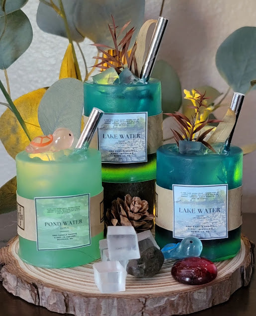 Iced Drink Decorative Soap-Spiritual

These are cute little refreshing drinks that comes complete with ice cubes and a straw.

Your choice of Pond Water or Lake Water.

These are decorative Soap Drinks that are100% usable!&nbsp;
Set on bathroom or kitchen counter, a shelf for a cute decorative accent. Your guest's will love them. *If used with water tiny turtle, natural embeds and soap pieces will release from soap base.&nbsp;



Pond Water-2.8oz-79.4grams

Fragrance- Lotus a fun, light fragrance of Lotus. 