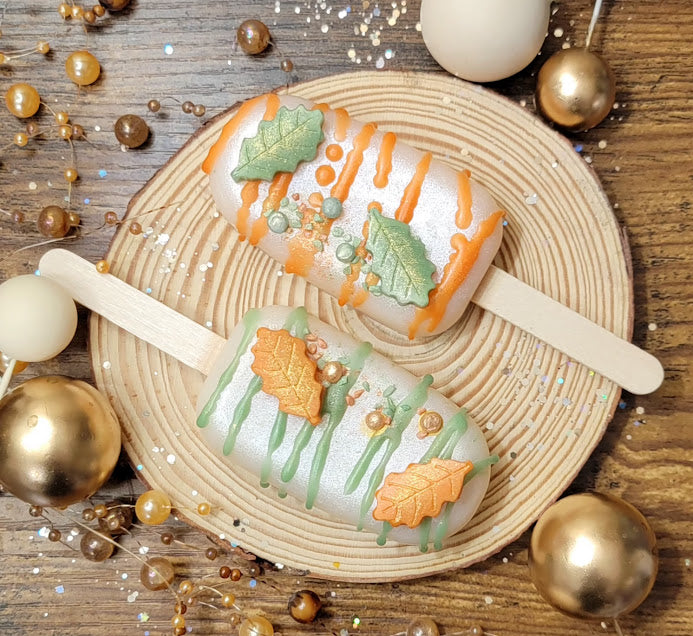 Fall Cake Pops- Wax Melts- spirituals

Package contains 2 cake pops.

3oz-85grams

Orange Pumpkin Buttercream Fragrance

Infused with Pumpkin Spice-Orange fragrance &amp; Salt. Assist in clearing energy, bringing in prosperity, protection &amp; sun energy.

&nbsp;*The cake pop can be cut into smaller pieces if you choose. Cake Pops can be cut with a warm knife. Or you can place entire cake pop in warmer dish. Stick can be removed once wax is melted or left in.. once wax hardens again stick can help to remov
